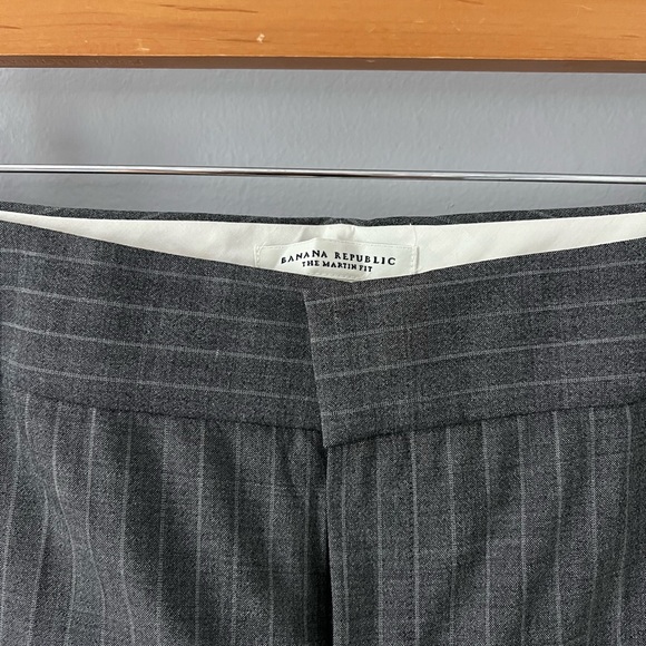 Banana Republic Martin Fit Wool Dress Pants Size 8 Gray - Picture 4 of 12